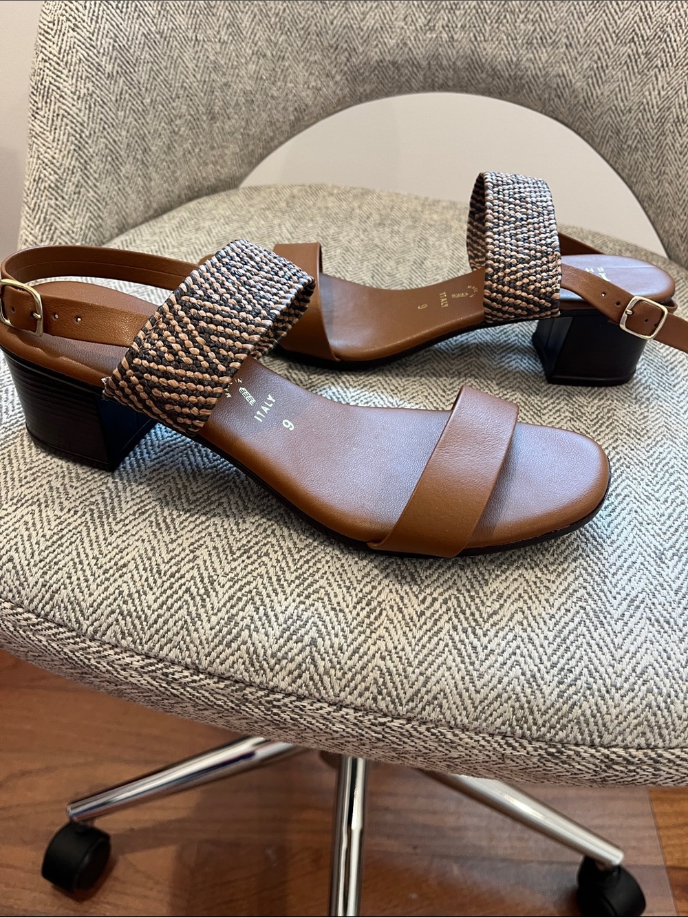 Made in Italy Sandals with Woven Black & Cream Ankle Strap size 9